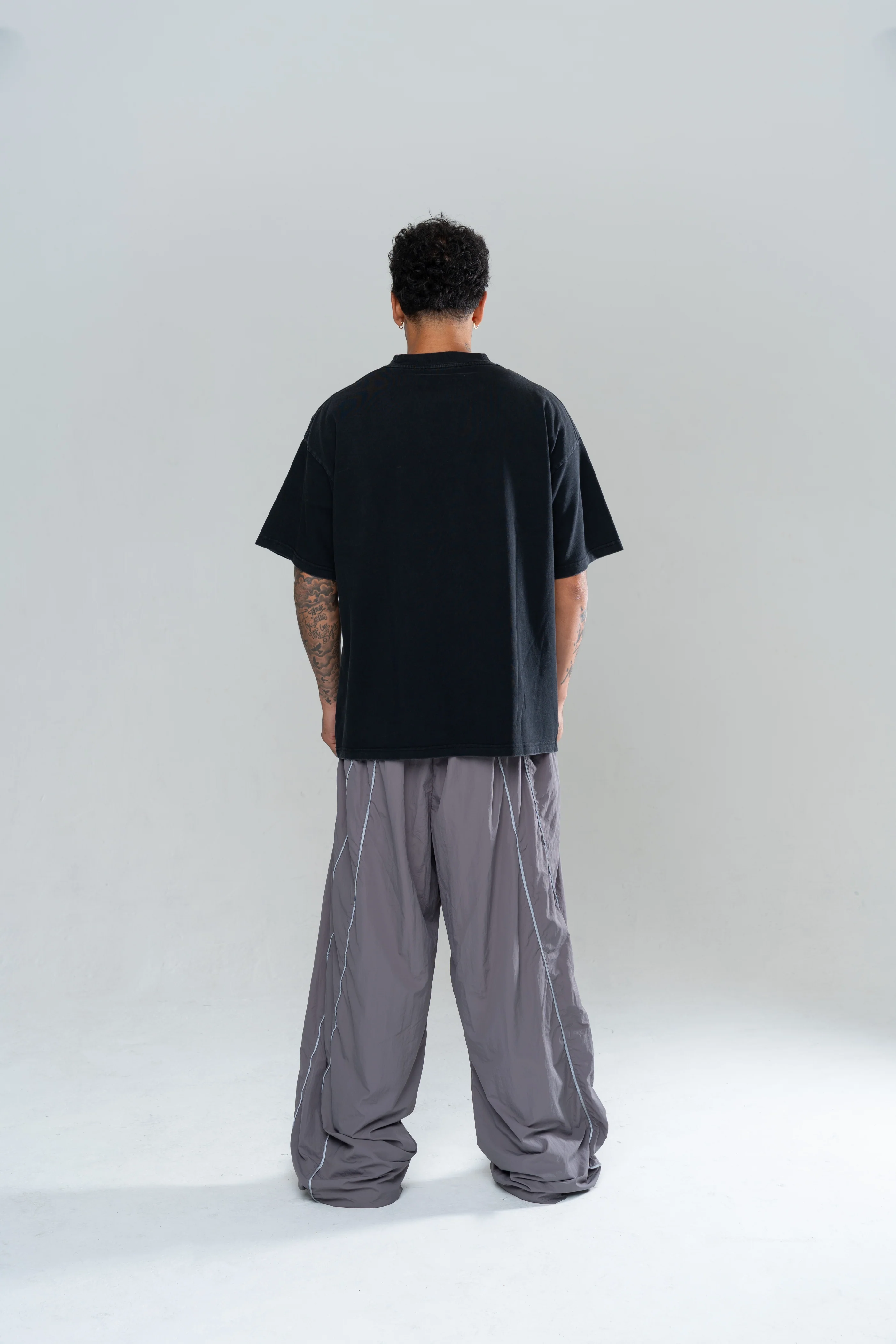 ICONIC BAGGY TRACKPANTS - STONE - Image 4