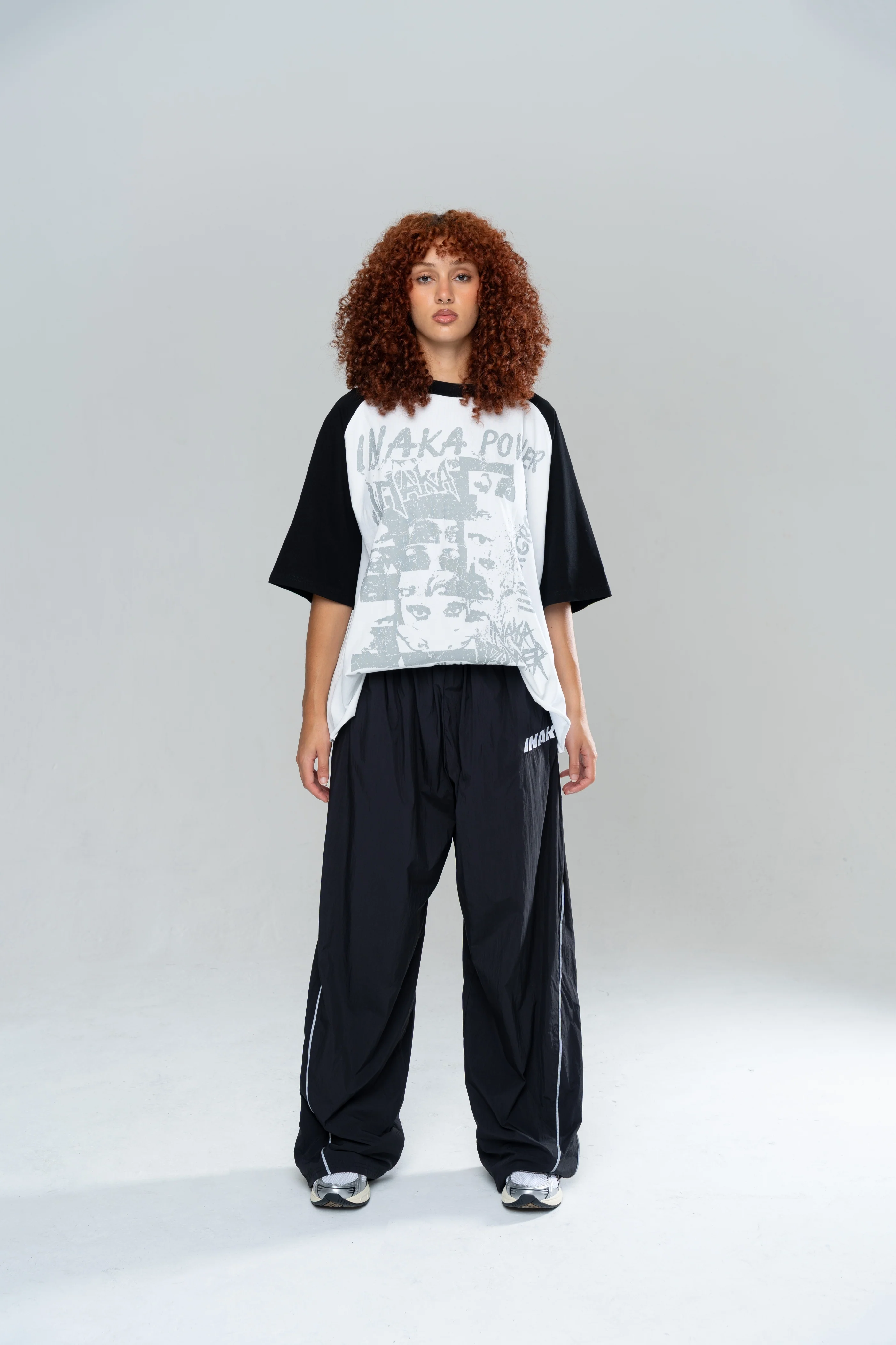 ICONIC BAGGY TRACKPANTS - BLACK - Image 5