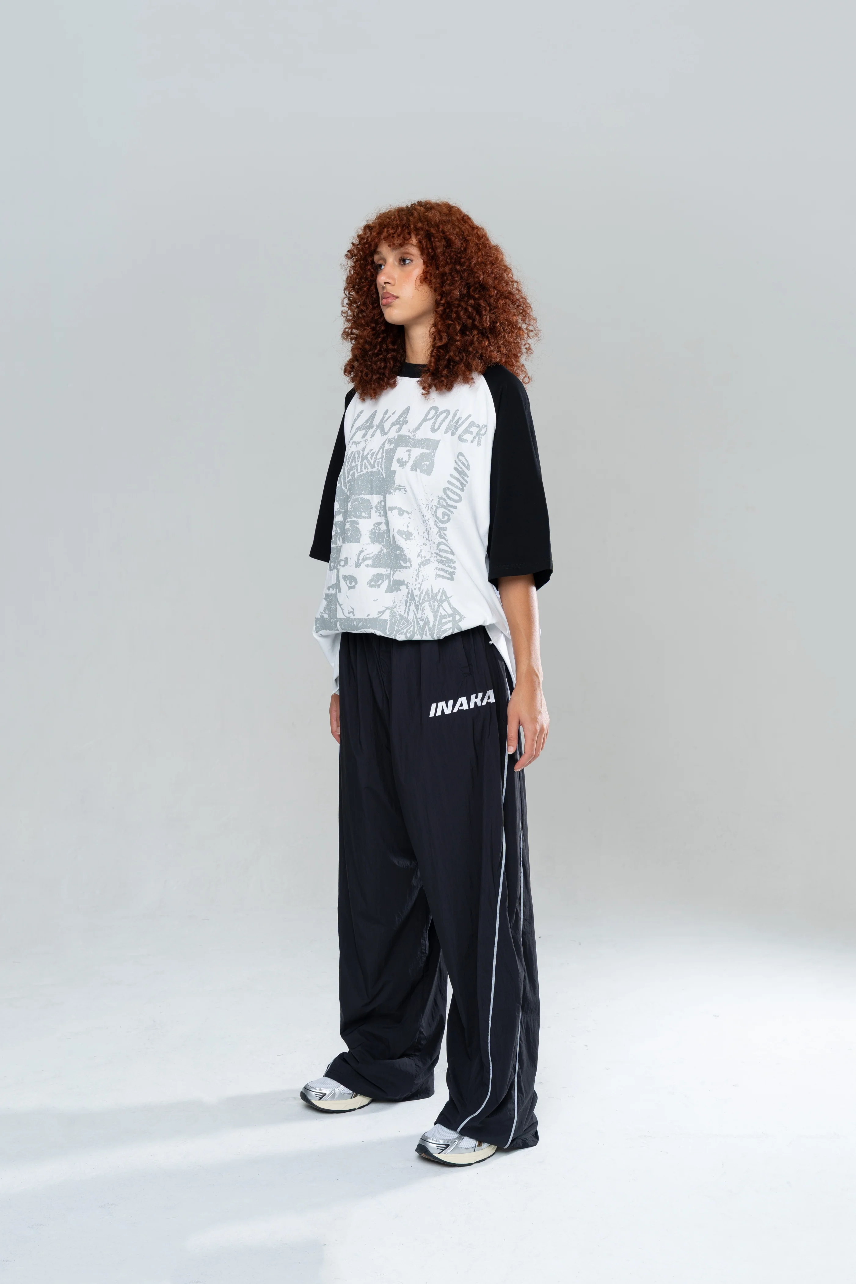 ICONIC BAGGY TRACKPANTS - BLACK - Image 6